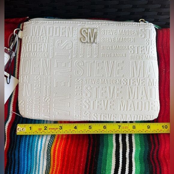Steve Madden White Embossed Wristlet - Picture 3 of 4